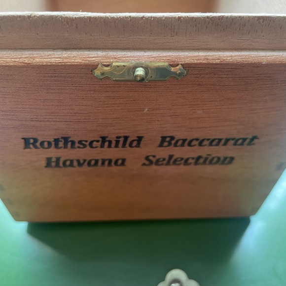 Wooden cigar box - Picture 2 of 7